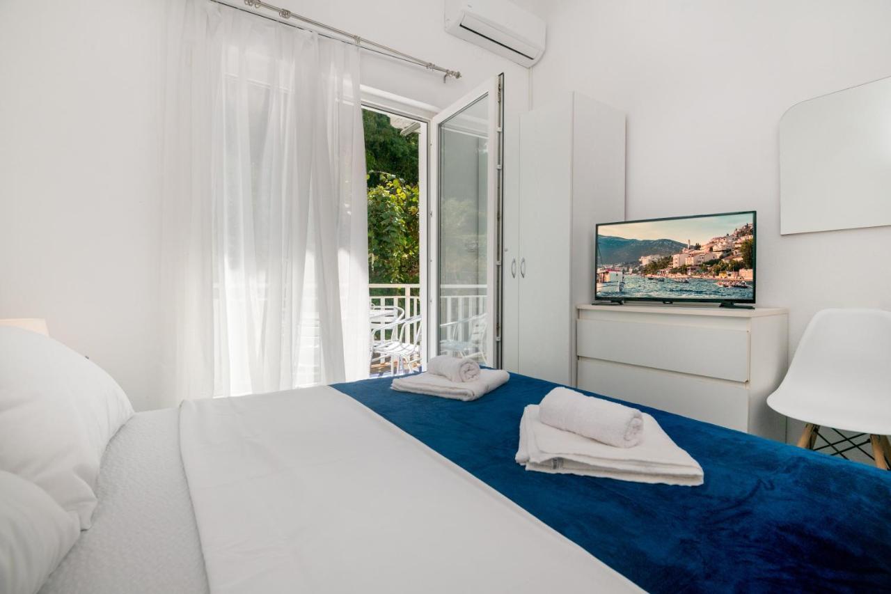 Apartments Matej نيوم الغرفة الصورة