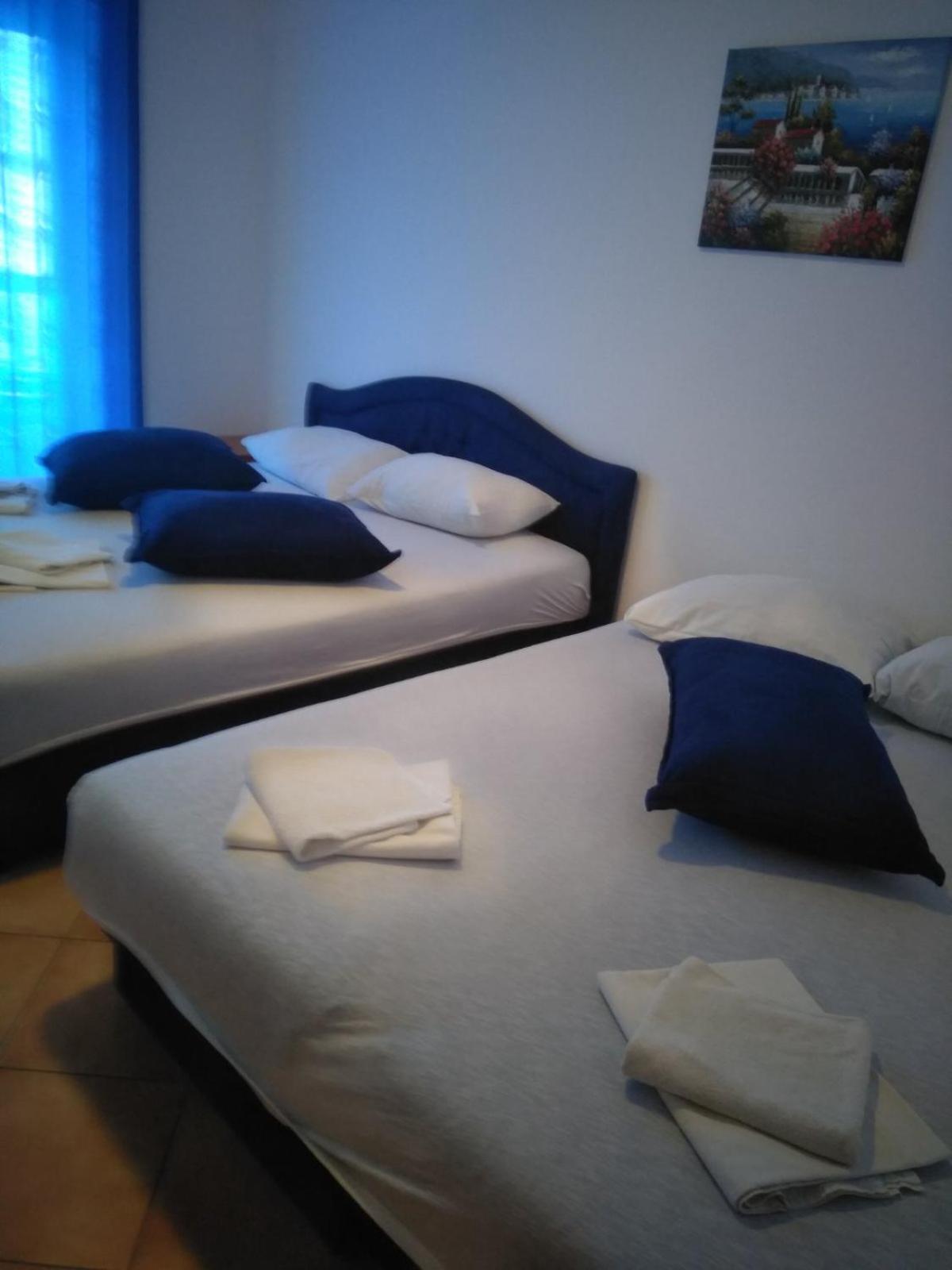 Apartments Matej نيوم الغرفة الصورة