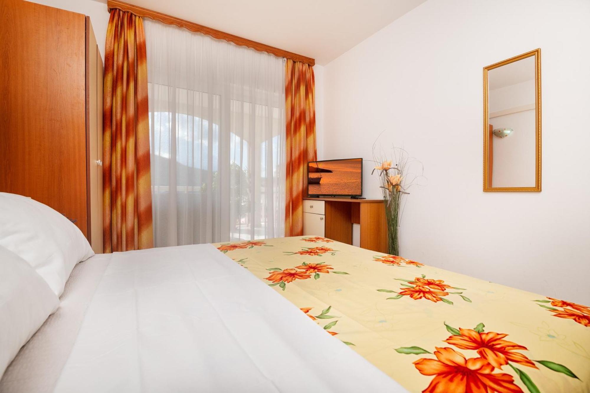 Apartments Matej نيوم الغرفة الصورة