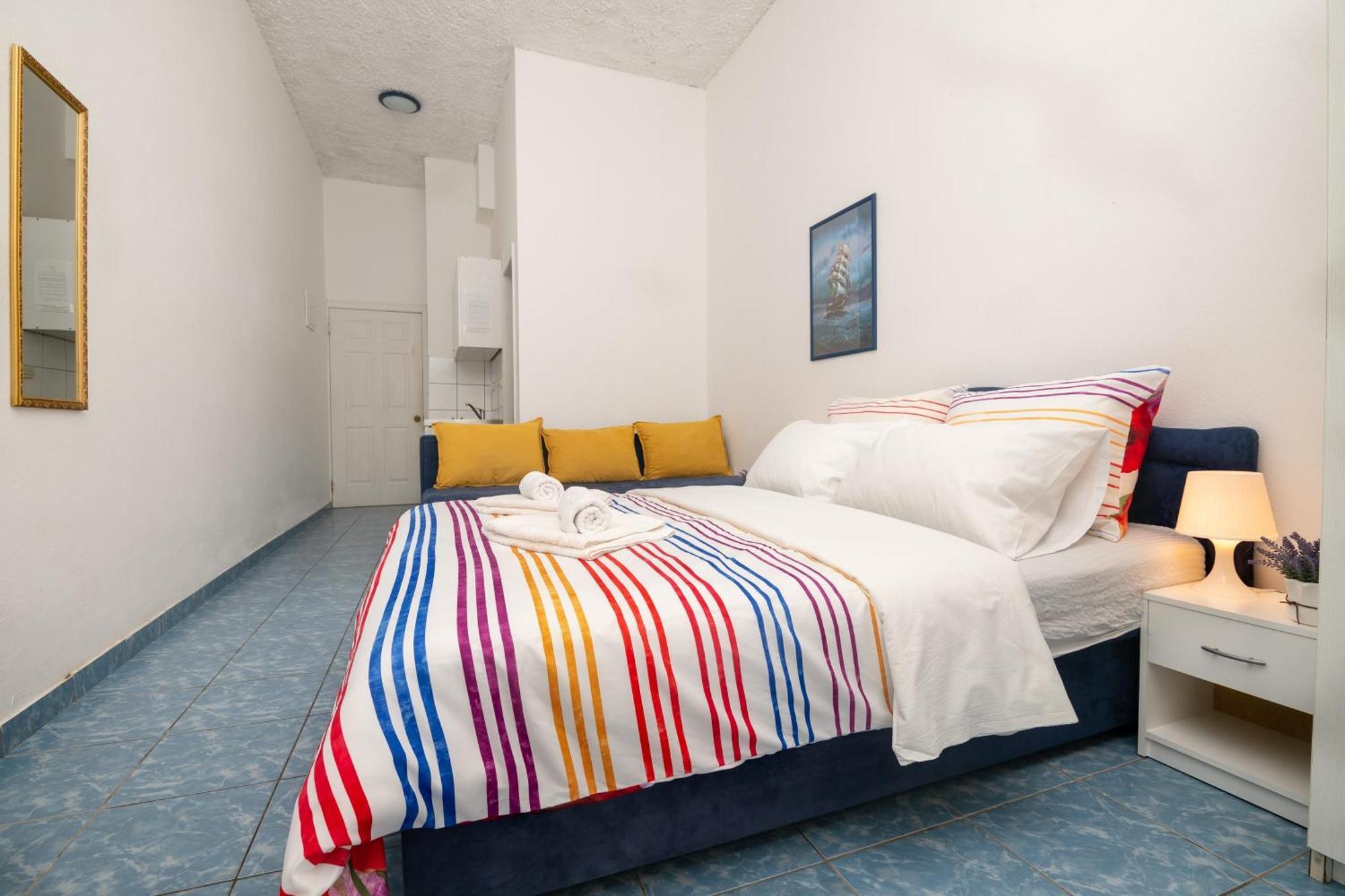 Apartments Matej نيوم الغرفة الصورة